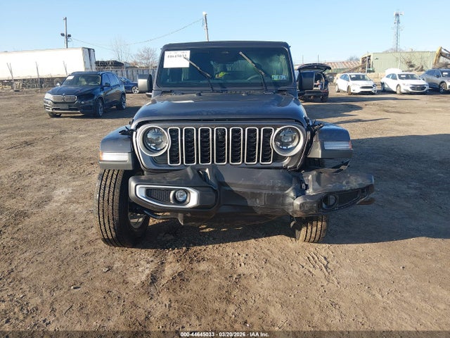 Jeep Wrangler Sahara 4x4