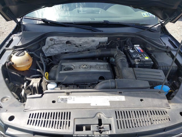 Volkswagen Tiguan S