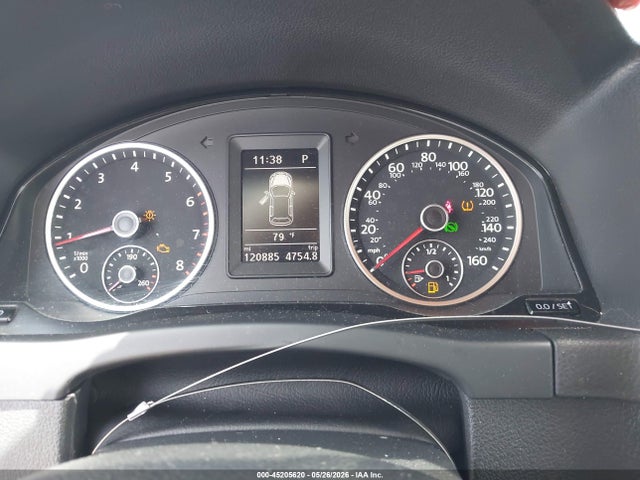Volkswagen Tiguan S