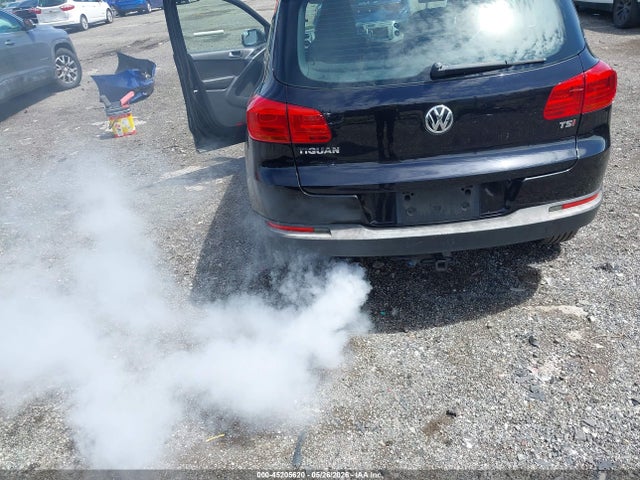 Volkswagen Tiguan S