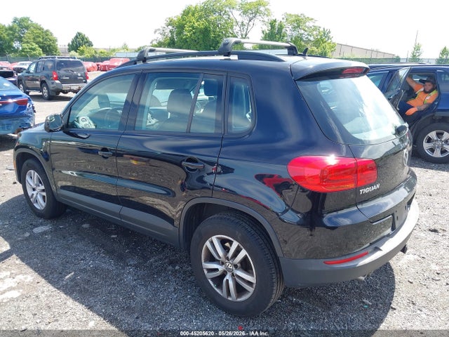 Volkswagen Tiguan S