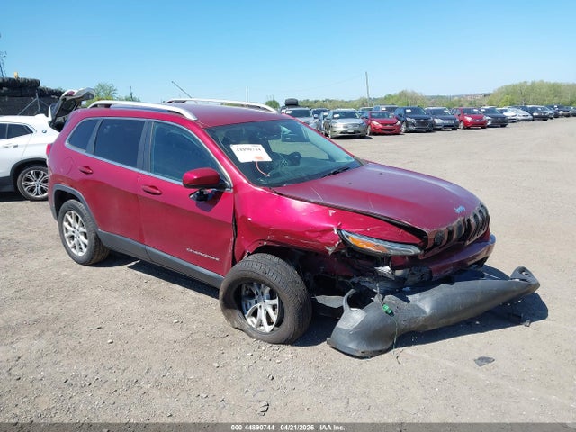 Salvage Jeep Cherokee Image