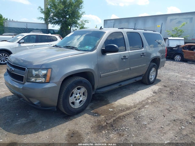 Chevrolet Suburban 1500 Ls