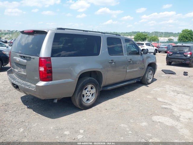 Chevrolet Suburban 1500 Ls