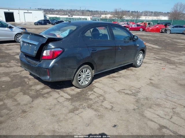 Mitsubishi Mirage Le