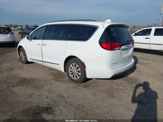 Chrysler Pacifica Touring L Plus
