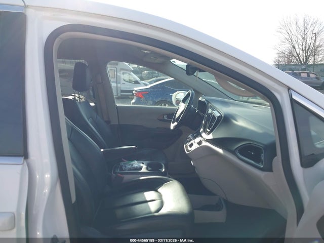 Chrysler Pacifica Touring L Plus