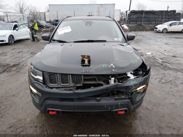 Jeep Compass Trailhawk 4x4