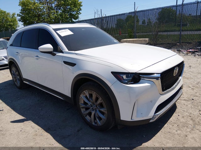 Salvage Mazda Cx Image