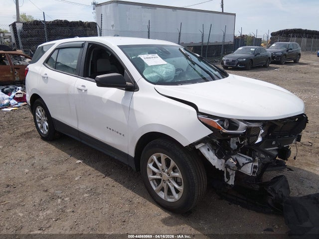 Salvage Chevrolet Equinox Image