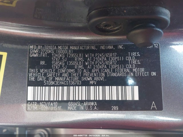 Toyota Highlander Base V6
