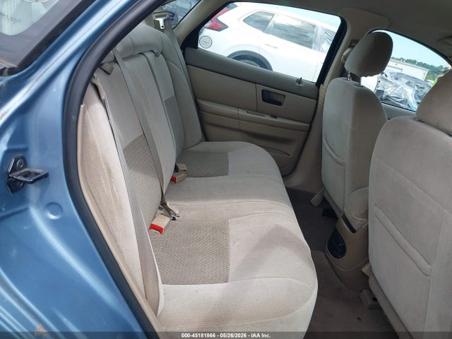 Ford Taurus Se