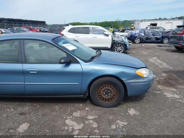 Ford Taurus Se