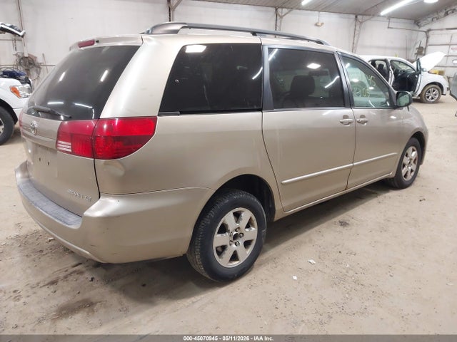 Toyota Sienna Le