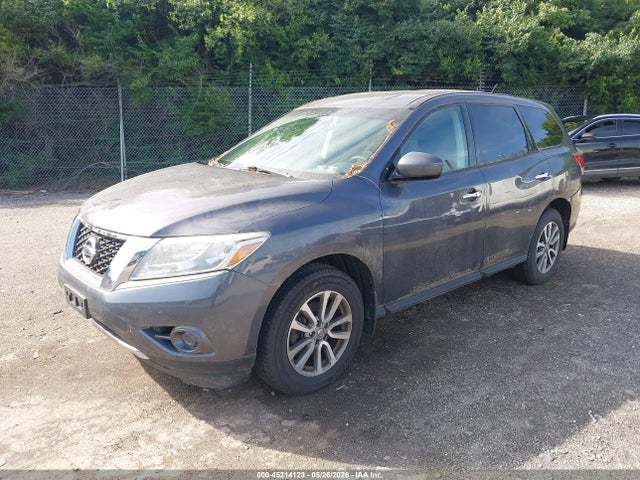 Nissan Pathfinder S