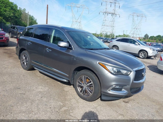 Salvage INFINITI Qx Image