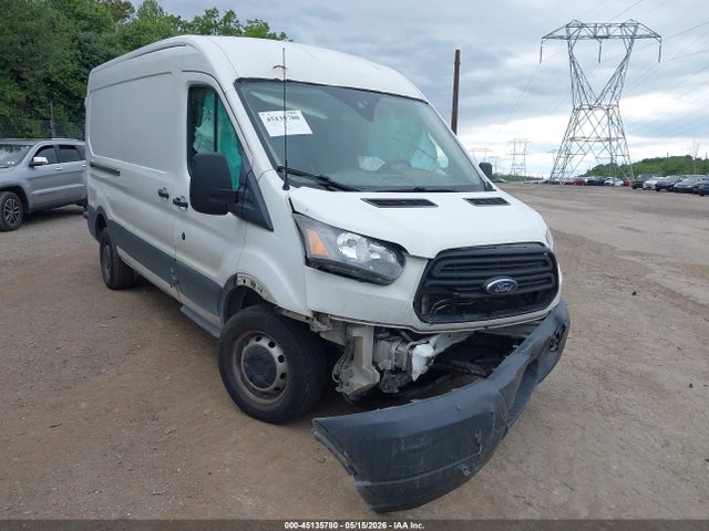 Salvage Ford Transit Image