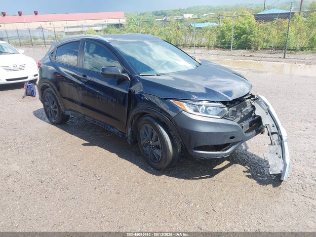 Salvage Honda HR-V Image