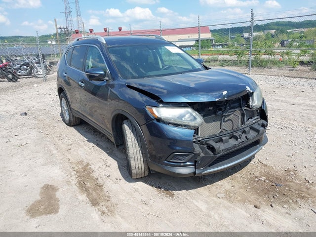 Salvage Nissan Rogue Image