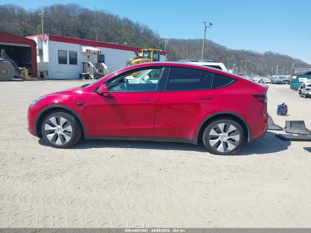 Tesla Model Y Long Range Dual Motor All-wheel Drive