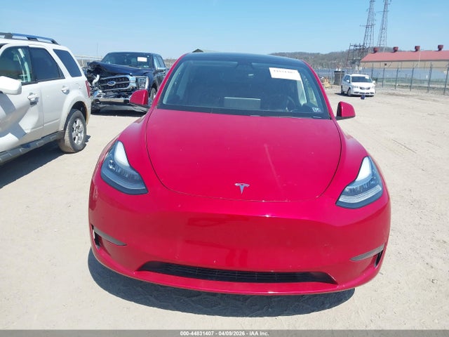 Tesla Model Y Long Range Dual Motor All-wheel Drive