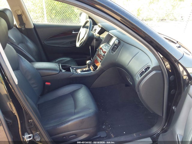 INFINITI Qx