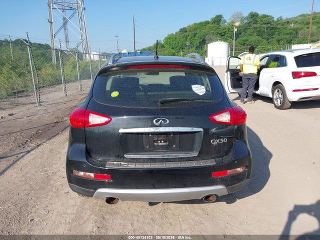 INFINITI Qx