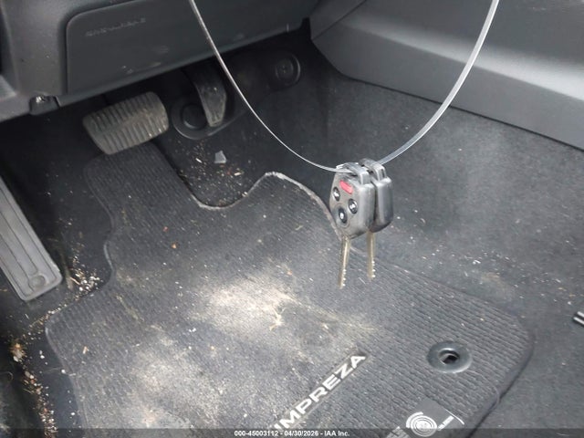 Subaru Impreza Base 5-door