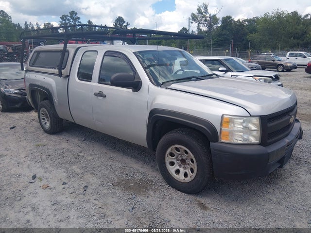 Salvage Chevrolet Silverado 1500 Image