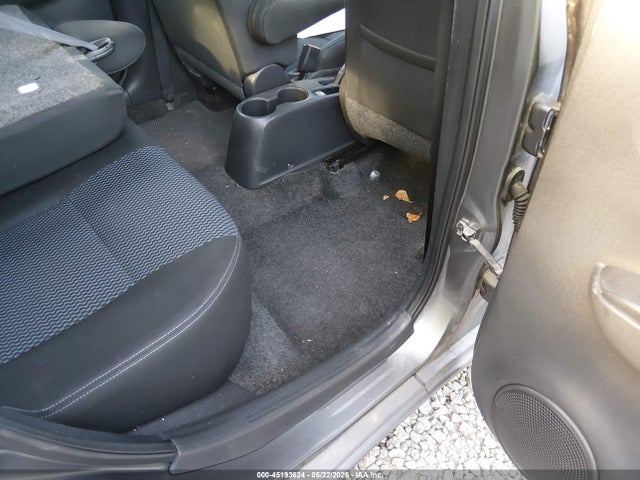 Nissan Versa Sv