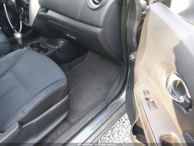 Nissan Versa Sv