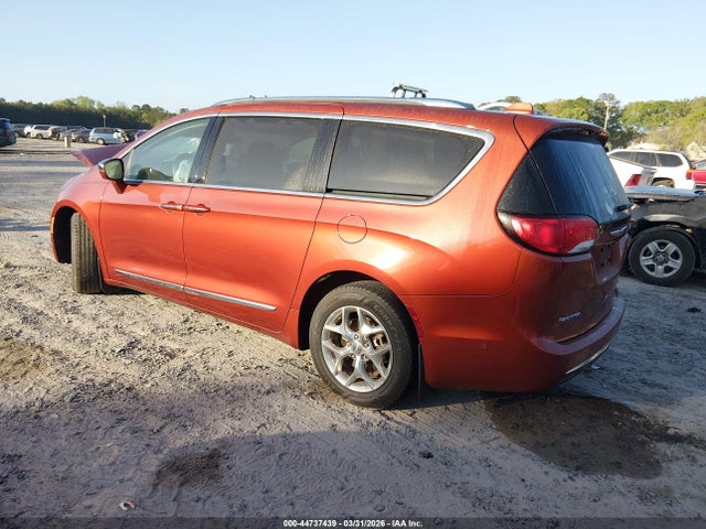 Chrysler Pacifica Limited