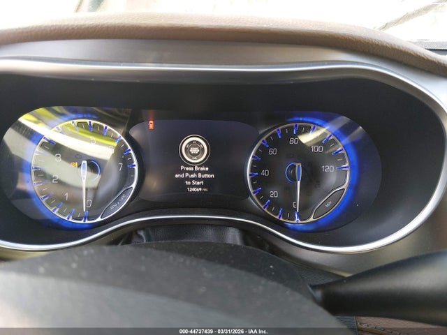 Chrysler Pacifica Limited