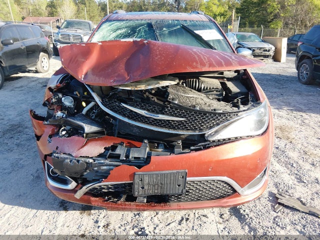 Chrysler Pacifica Limited