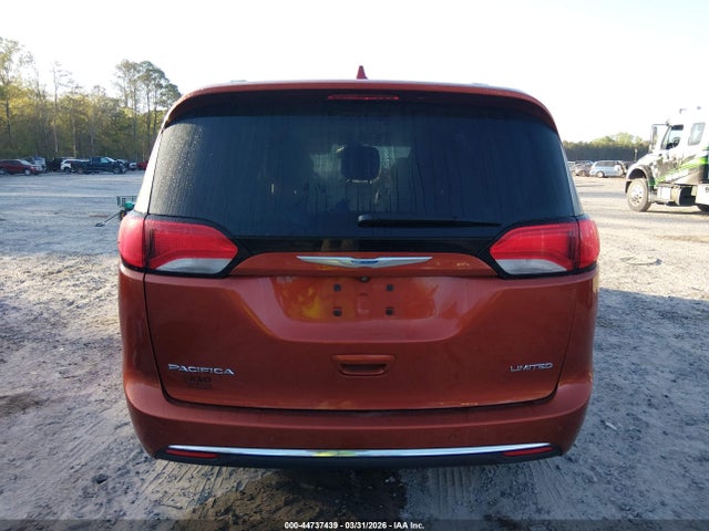 Chrysler Pacifica Limited