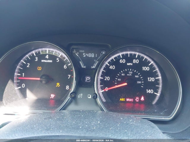 Nissan Versa 1.6 Sv