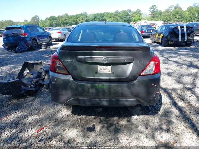 Nissan Versa 1.6 Sv