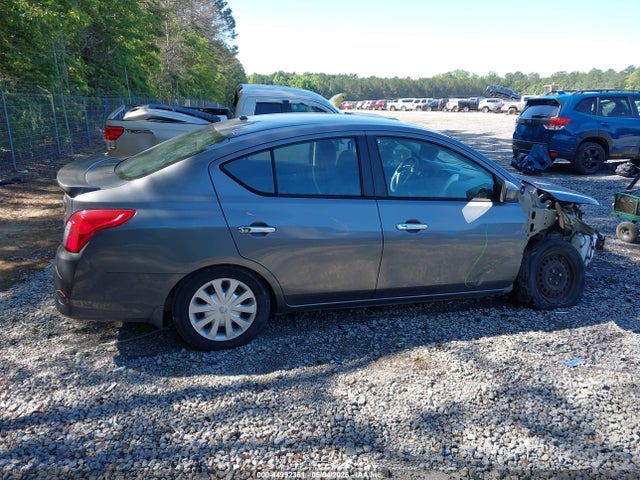 Nissan Versa 1.6 Sv