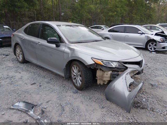 Salvage Toyota Camry Image