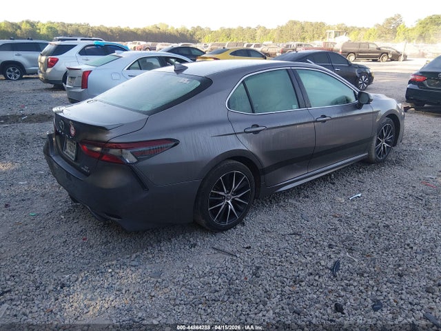 Toyota Camry Se Hybrid