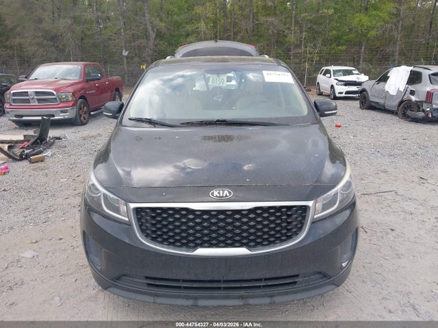 Kia Sedona Lx