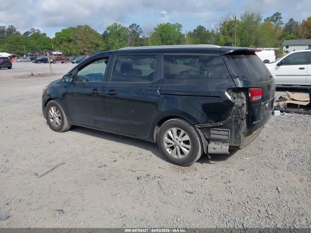 Kia Sedona Lx