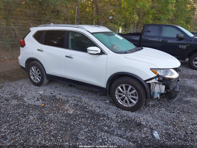 Salvage Nissan Rogue Image