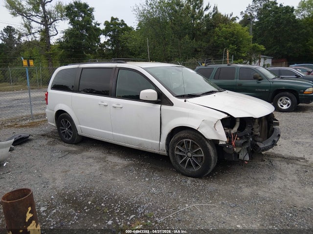 Salvage Dodge Grand Caravan Image