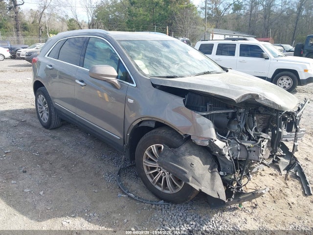 Salvage Cadillac XT5 Image