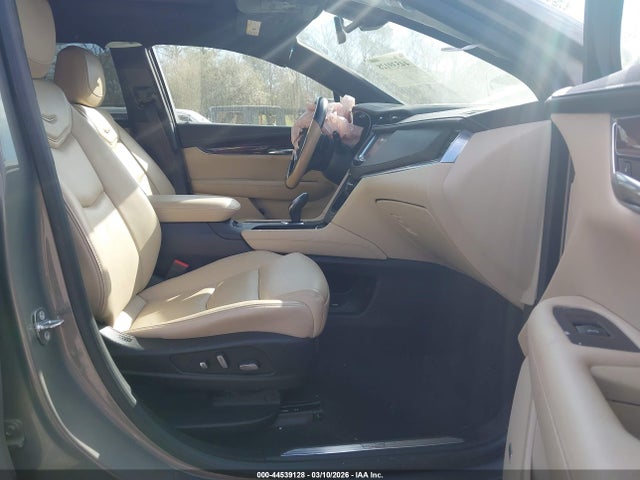 Cadillac XT5 Luxury