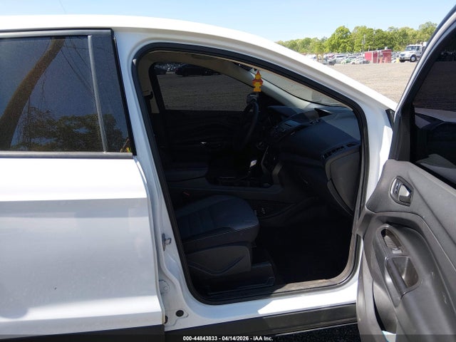 Ford Escape S