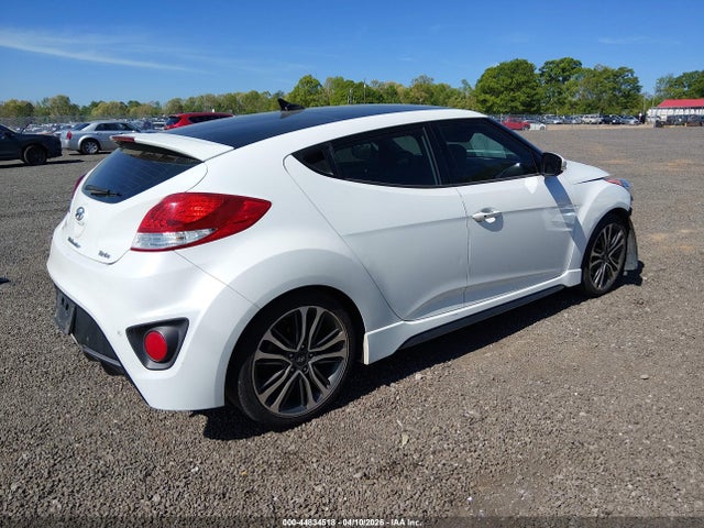 Hyundai VELOSTER Turbo