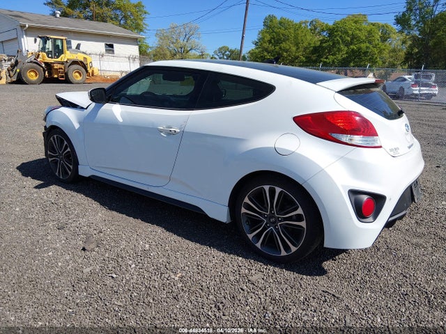 Hyundai VELOSTER Turbo