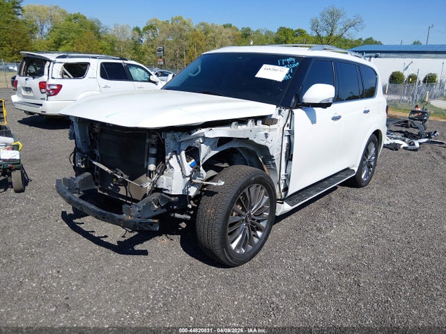 INFINITI Qx Luxe